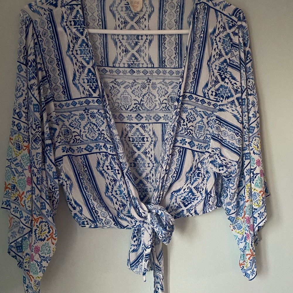 Surf Gypsy Blue and White Patterned Wrap